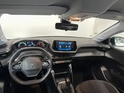 Photo 38 Peugeot 208  PURETECH 75 S&S BVM5