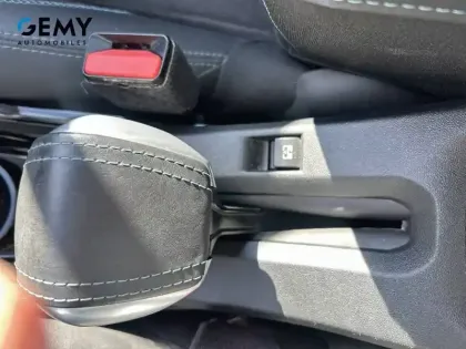 Photo 17 Peugeot 2008  BlueHDi 120ch S&S EAT6