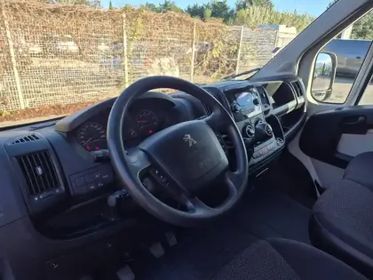 Photo 7 Peugeot Boxer  CC 435 L3 BLUEHDI 130