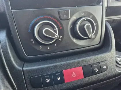 Photo 9 Peugeot Boxer  CC 435 L3 BLUEHDI 130