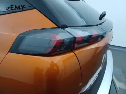 Photo 16 Peugeot 2008  Electrique 136 ch