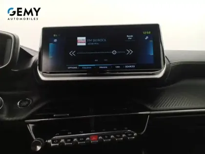 Photo 13 Peugeot 2008  Electrique 136 ch