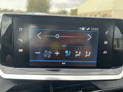 Photo 13 Peugeot 208  BlueHDi 100 S&S BVM6