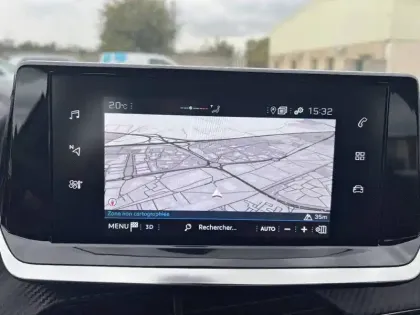 Photo 12 Peugeot 208  BlueHDi 100 S&S BVM6