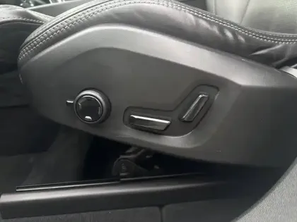 Photo 15 Volvo Xc60  T8 Twin Engine 303 ch + 87 ch Geartronic 8