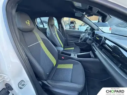 Photo 12 Abarth 600  e 240 ch