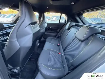 Photo 17 Abarth 600  e 240 ch