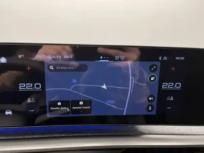 Photo 11 Peugeot 3008  Electrique 210 ch 73 kWh