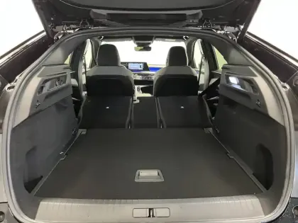 Photo 16 Peugeot 3008  Electrique 210 ch 73 kWh