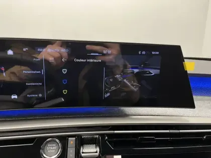 Photo 44 Peugeot 3008  Electrique 210 ch 73 kWh