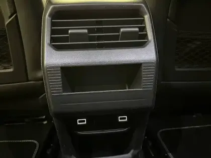 Photo 25 Peugeot 3008  Electrique 210 ch 73 kWh