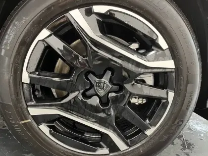 Photo 22 Peugeot 3008  Electrique 210 ch 73 kWh