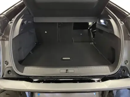 Photo 14 Peugeot 3008  Electrique 210 ch 73 kWh