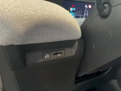 Photo 18 Citroën C5 aircross e- 210 autonomie confort