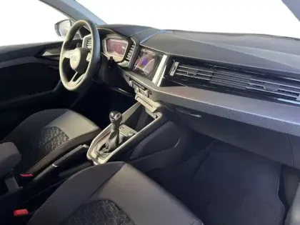 Photo 8 Audi A1  Sportback 30 TFSI 116 ch S tronic 7