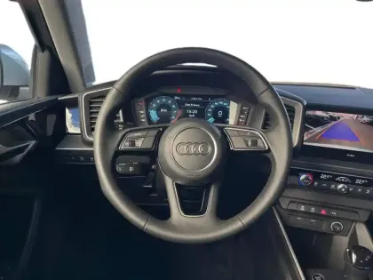 Photo 15 Audi A1  Sportback 30 TFSI 116 ch S tronic 7