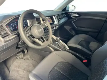 Photo 14 Audi A1  Sportback 30 TFSI 116 ch S tronic 7