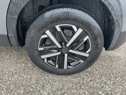 Photo 10 Peugeot 2008  PureTech 100 S&S BVM6