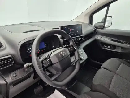 Photo 24 Toyota Proace  CITY MEDIUM 1.5L 130 D-4D BVA