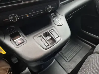 Photo 26 Toyota Proace  CITY MEDIUM 1.5L 130 D-4D BVA