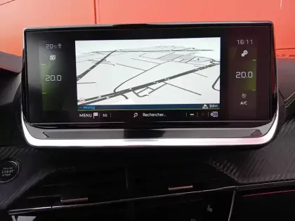 Photo 21 Peugeot 2008  PureTech 130 S&S EAT8