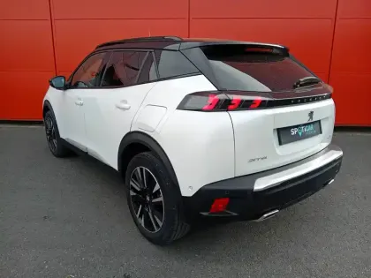 Photo 6 Peugeot 2008  PureTech 130 S&S EAT8