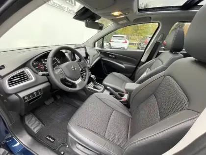 Photo 4 Suzuki S-cross  1.5 Dualjet Hybrid Auto