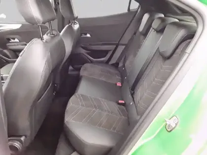 Photo 11 Opel Mokka  Electrique 136 ch & Batterie 50 kWh