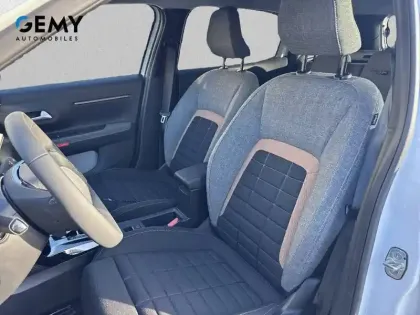 Photo 8 Citroën C3 Aircross  Hybride 145 e-DCS6