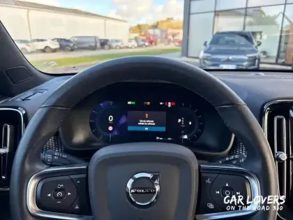 Photo 10 Volvo Xc40  B3 163 ch DCT7