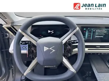 Photo 49 DS DS 8 N°8 230 ch FWD Standard Range