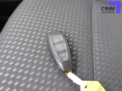 Photo 28 Ford Kuga  2.5 Duratec 190 ch FlexiFuel FHEV E85 Powershift