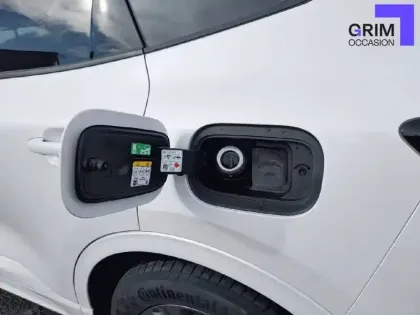 Photo 22 Ford Kuga  2.5 Duratec 190 ch FlexiFuel FHEV E85 Powershift