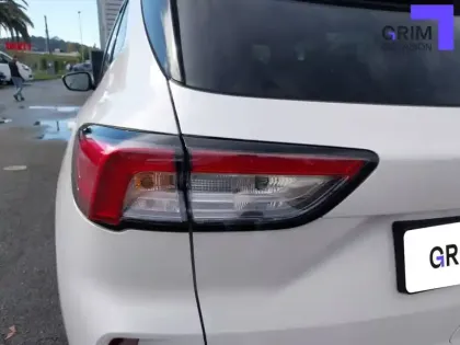 Photo 21 Ford Kuga  2.5 Duratec 190 ch FlexiFuel FHEV E85 Powershift