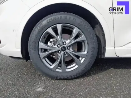 Photo 12 Ford Kuga  2.5 Duratec 190 ch FlexiFuel FHEV E85 Powershift