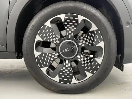 Photo 17 Fiat 600  1.2 Hybrid 100ch DCT6