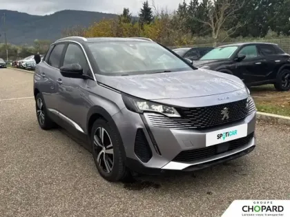 Photo 100 Peugeot 3008  Hybrid 225 e-EAT8