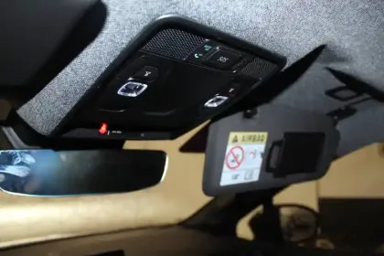 Photo 15 Renault Symbioz  E-Tech full hybrid 145