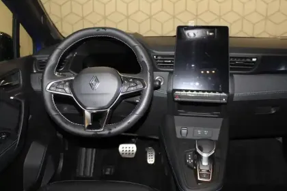 Photo 37 Renault Symbioz  E-Tech full hybrid 145