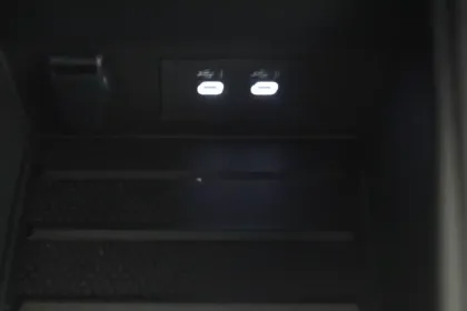 Photo 10 Renault Symbioz  E-Tech full hybrid 145