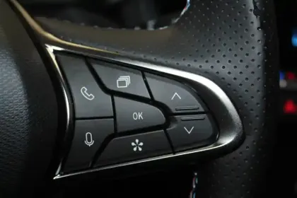 Photo 52 Renault Symbioz  E-Tech full hybrid 145