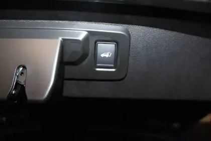 Photo 23 Renault Symbioz  E-Tech full hybrid 145