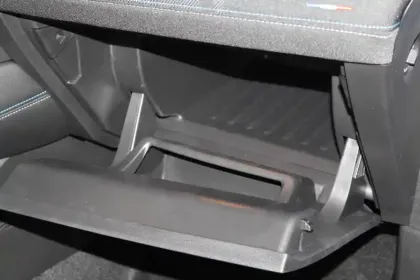 Photo 29 Renault Symbioz  E-Tech full hybrid 145