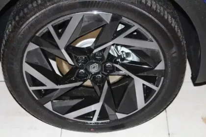 Photo 41 Renault Symbioz  E-Tech full hybrid 145