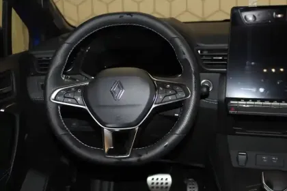 Photo 36 Renault Symbioz  E-Tech full hybrid 145