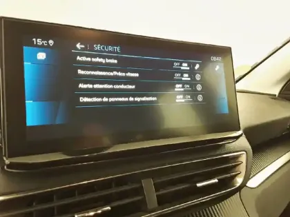 Photo 19 Peugeot 3008  BlueHDi 130ch S&S EAT8