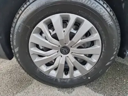 Photo 12 Peugeot Partner  FOURGON M 650 KG BLUEHDI 100 S&S BVM6