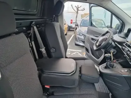 Photo 17 Peugeot Partner  FOURGON M 650 KG BLUEHDI 100 S&S BVM6