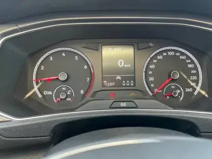 Photo 21 Volkswagen T-roc  1.0 TSI 115 Start/Stop BVM6