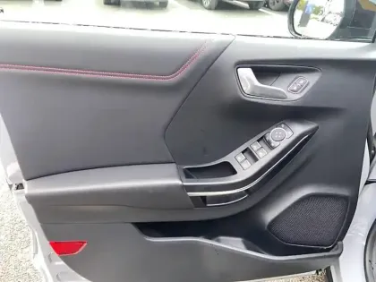 Photo 10 Ford Puma  1.0 EcoBoost 155 ch mHEV S&S BVM6